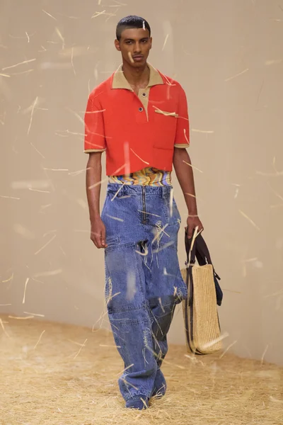 Look 31